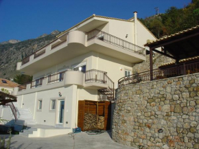Verga first floor apartment